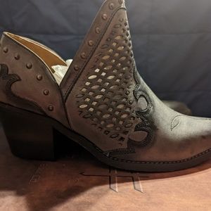 Circle G Ankle Boots